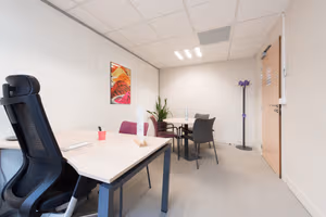 5 Person Private Office