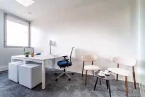 7 Person Private Office
