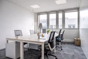 4 Person Coworking Desk