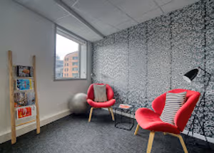 7 Person Coworking Desk