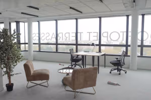 1 Person Coworking Desk