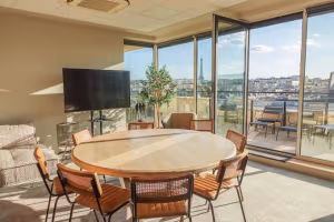 4 Person Coworking Desk