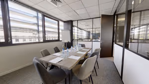 1 Person Coworking Desk
