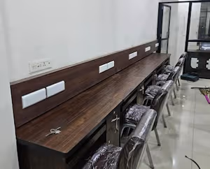 1 Person Coworking Desk