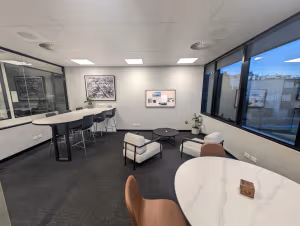 4 Person Coworking Desk