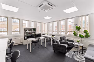 9 Person Private Office