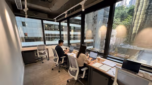 5 Person Private Office