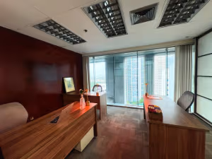 6 Person Private Office