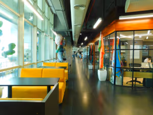 1 Person Coworking Desk