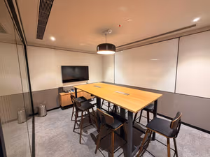 1 Person Private Office