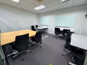 12 Person Private Office