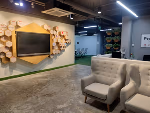 8 Person Private Office