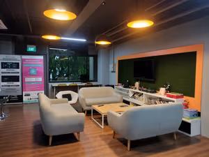 4 Person Private Office