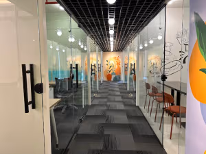 1 Person Coworking Desk