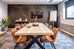 1 Person Private Office