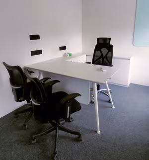 1 Person Private Office