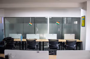 1 Person Coworking Desk