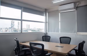 1 Person Coworking Desk