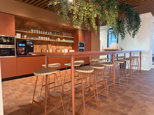 9 Person Private Office