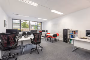 1 Person Shared Office