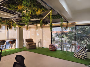 4 Person Coworking Desk