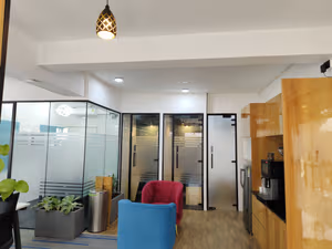 1 Person Coworking Desk