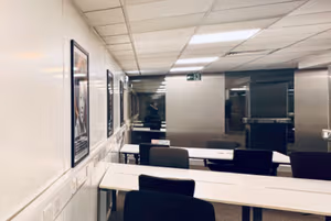 4 Person Coworking Desk