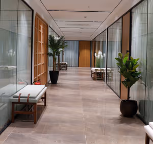 1 Person Coworking Desk