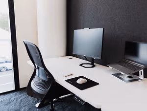 1 Person Private Office
