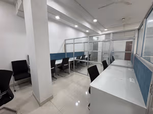 1 Person Coworking Desk