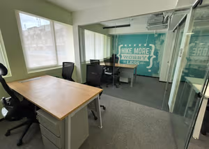 1 Person Private Office