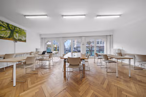1 Person Coworking Desk
