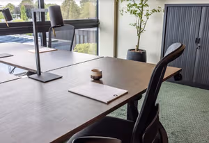 7 Person Private Office