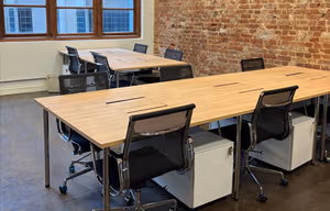 8 Person Coworking Desk