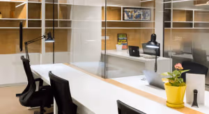 5 Person Coworking Desk
