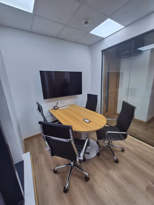 8 Person Private Office