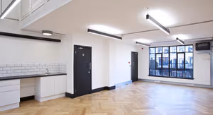 1 Person Private Office