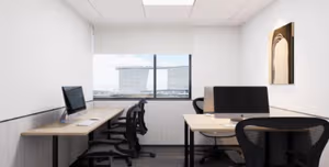 1 Person Private Office