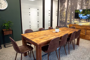 1 Person Private Office