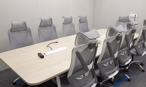 1 Person Coworking Desk