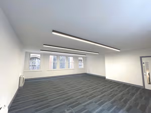 9 Person Private Office