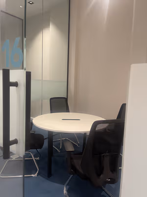 1 Person Private Office