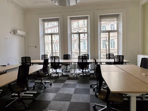 8 Person Private Office