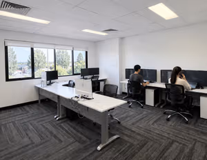 1 Person Coworking Desk