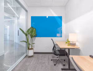 26 Person Private Office