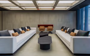 80 Person Coworking Desk