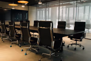 60 Person Coworking Desk