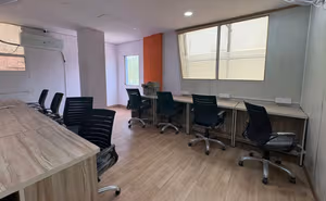4 Person Coworking Desk