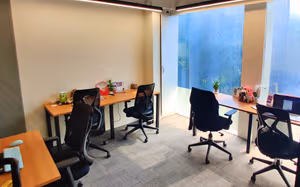 1 Person Private Office