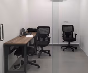 1 Person Private Office